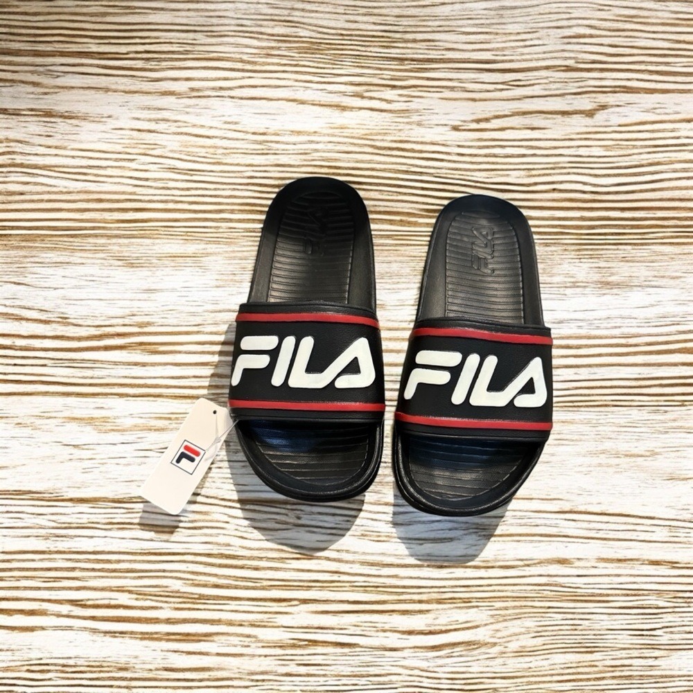 Fila Sleek Slides SZ 4 Black NIB - Picture 2 of 4